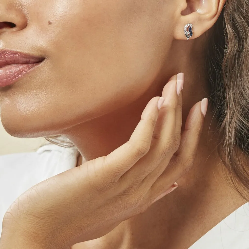 Boucles D'oreilles Puces Sakina Or Blanc Saphir Et Diamant
