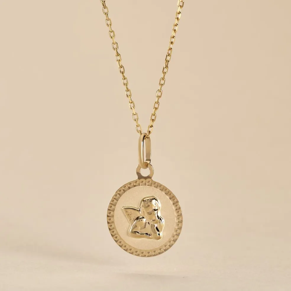 Pendentif Ange Rond Cisele Or Jaune
